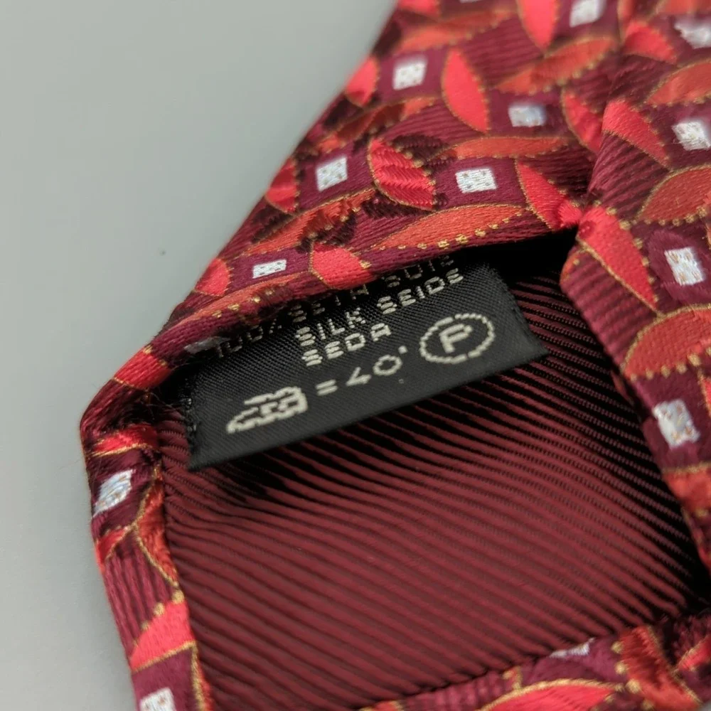 Ermenegildo Zegna 100% Silk Tie Burgundy Red Geometric Made in Italy 60